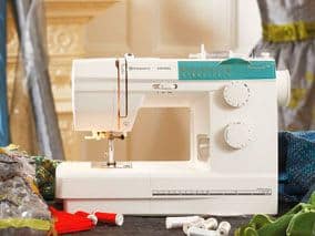 HUSQVARNA® VIKING® | EMERALD™ 118 Sewing Machine
